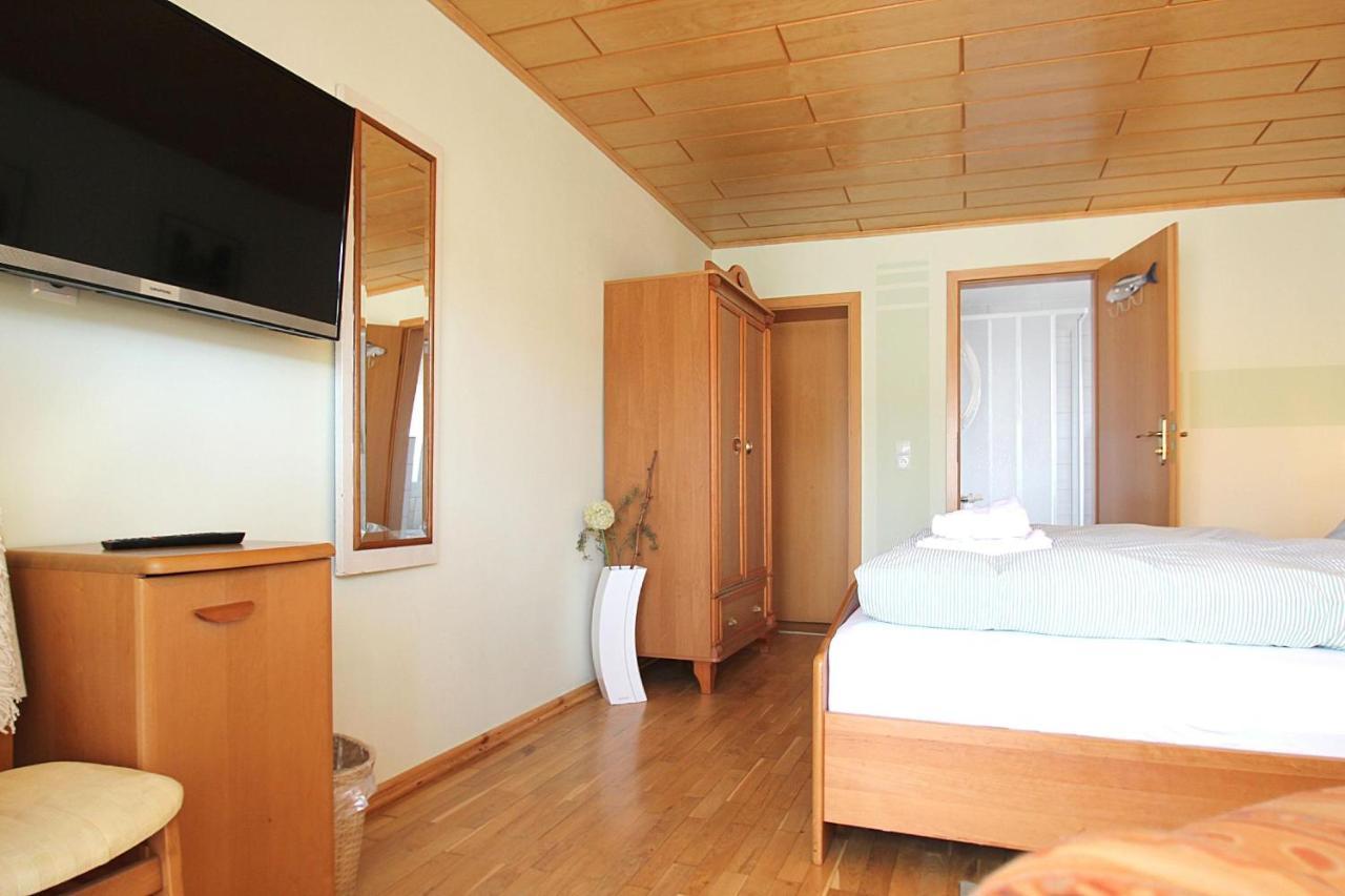 F-1016 Haus Maigloeckchen Doppelzimmer 01 Mit Fruehstueck 괴렌 외부 사진